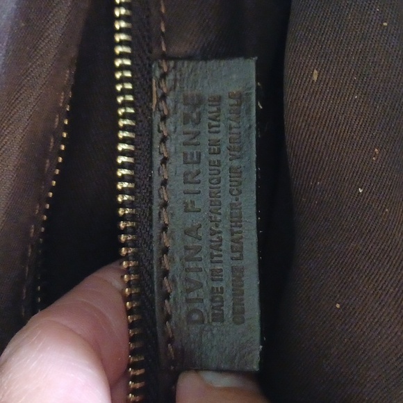 Divina Firenze Leather Purse - Picture 7 of 10